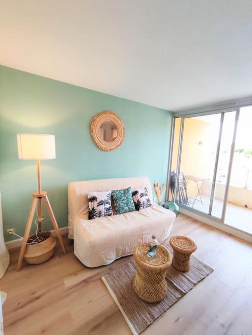 L'escapade : T2 -parking Gratuit, Piscine, Wifi, Clim